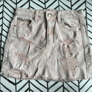 American Eagle Size 0 Super Stretch Light Pink Distressed Denim Mini Skirt